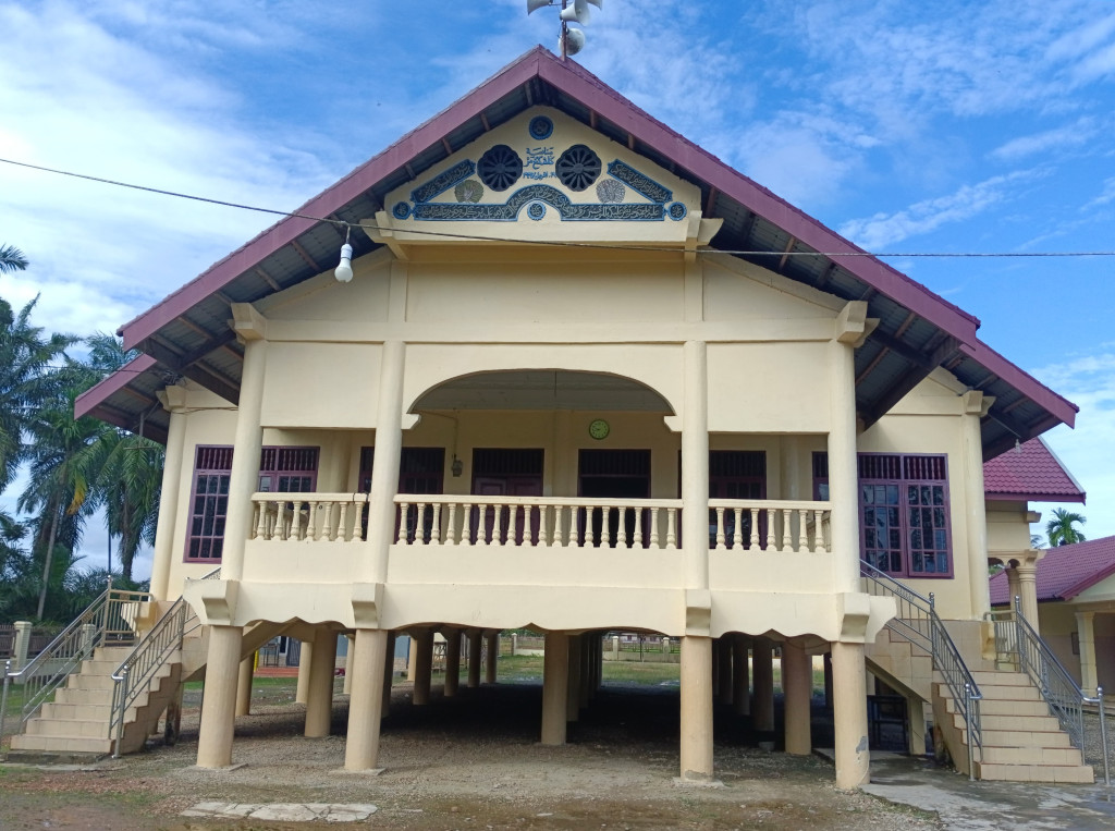 Meunasah Kampung Geulanggang Merak